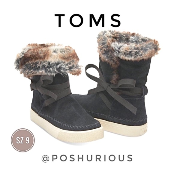 Toms Shoes - Toms Vista suede black booties faux fur 9 NWOB